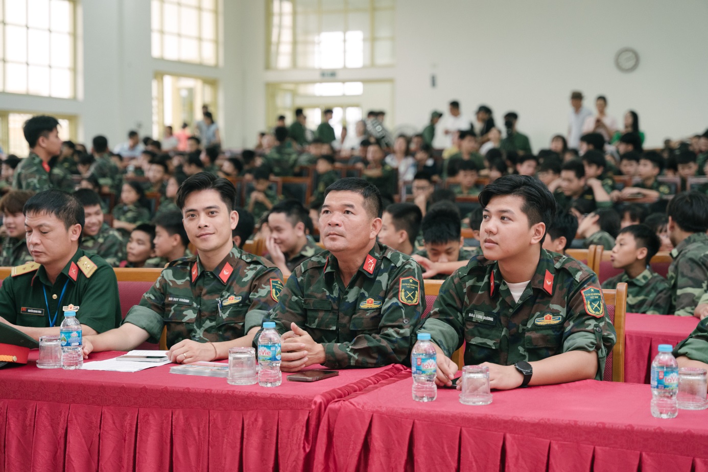 D:\Nam hoc 2024 - 2025\Chung em hoc lam chien si\Truyen thong\Dot 2\Ngay 10 (24.6.2025)\24.6 Chiến sỹ nhí\Up\TUN07317.jpg