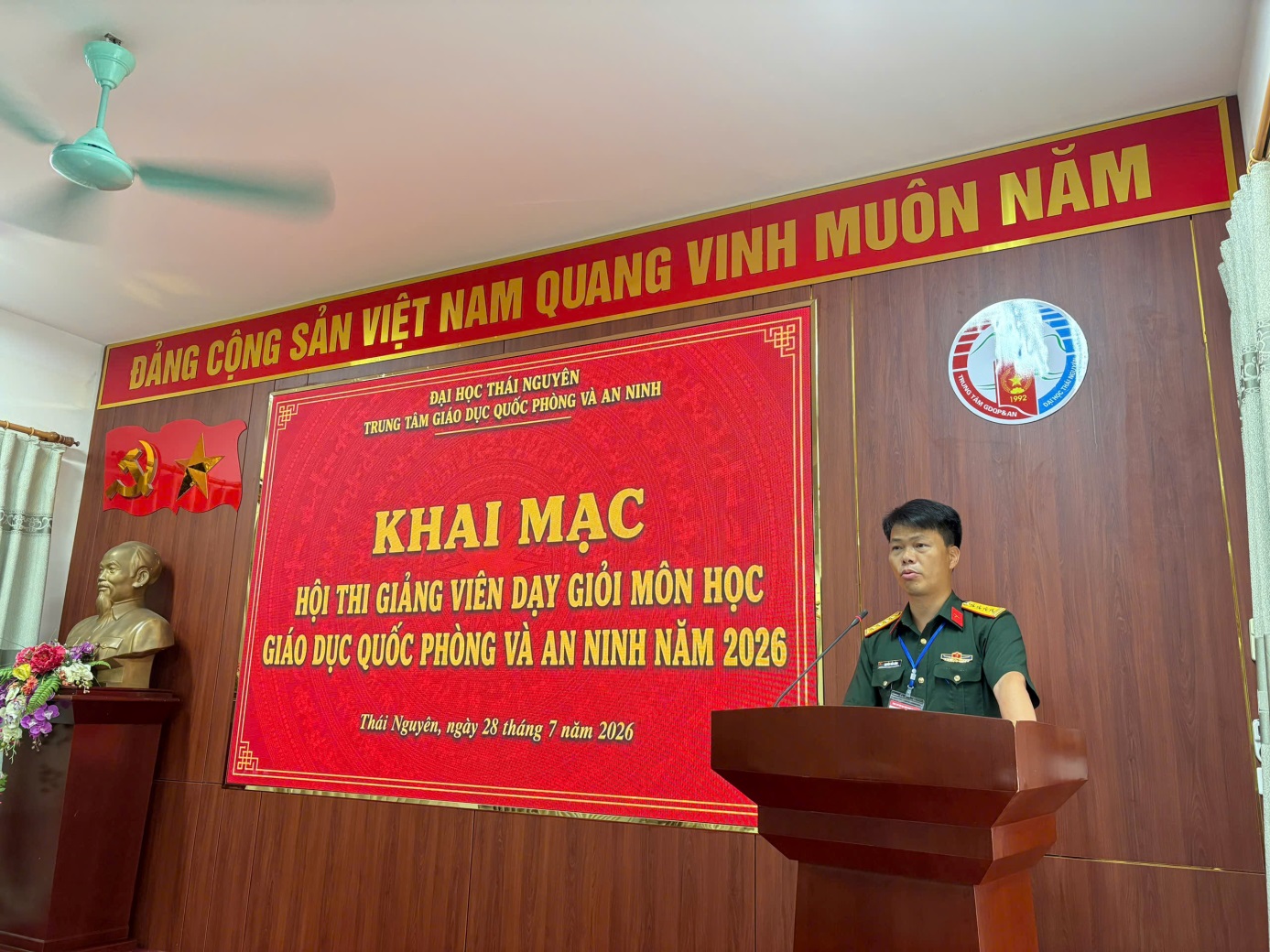 D:\Nam hoc 2025 - 2026\Tin tuc, Su kien\24 Hoi thi Giang vien gioi 2026\1785223847982_1483288106881901619_1200417379106544910_e176520f7fb94e7540f8a3345d005de2.jpg