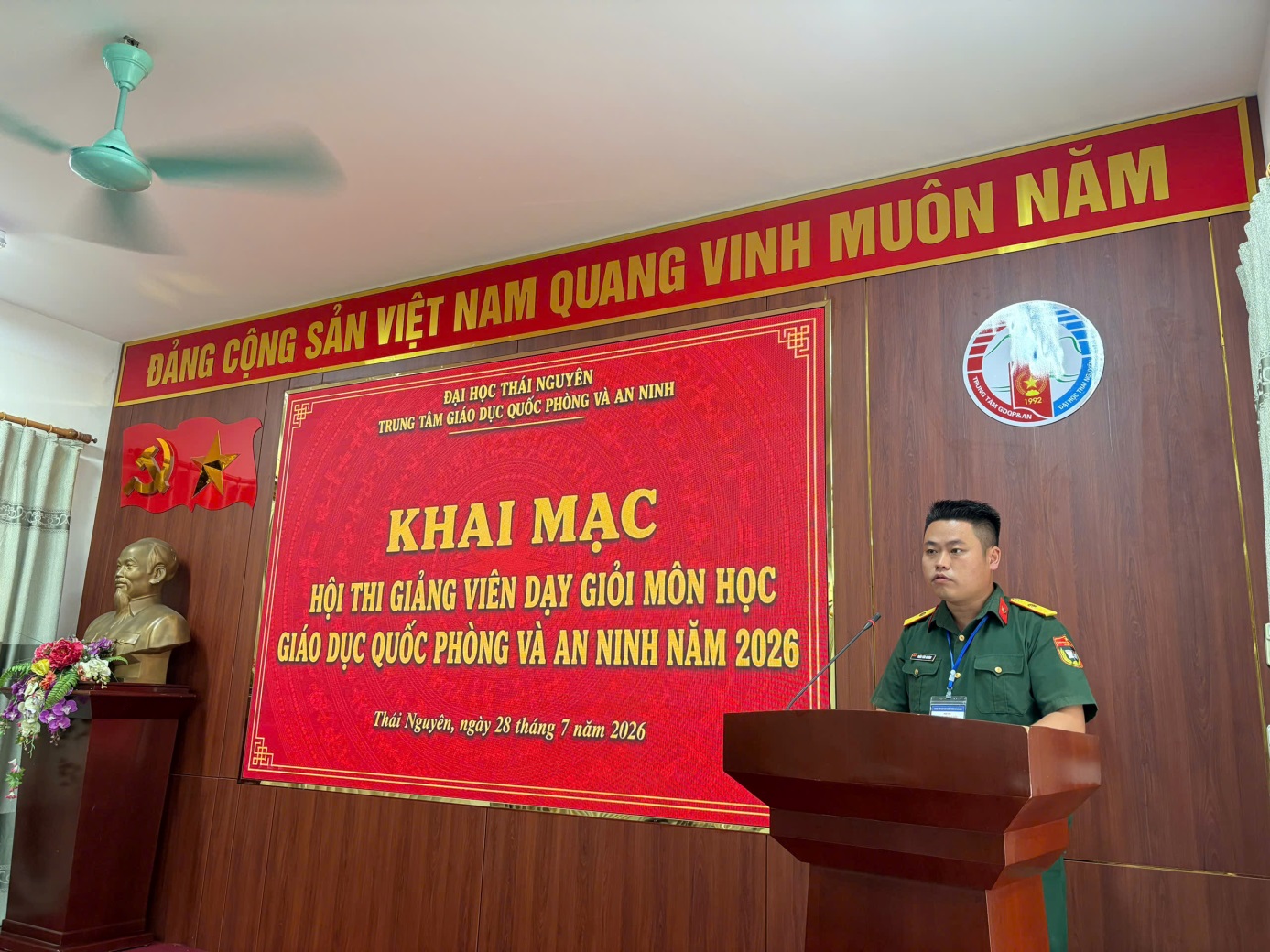 D:\Nam hoc 2025 - 2026\Tin tuc, Su kien\24 Hoi thi Giang vien gioi 2026\1785223848006_1483288106881901619_1200417379106544910_611ed85eb8a977bc98b74ed046f9ebb6.jpg