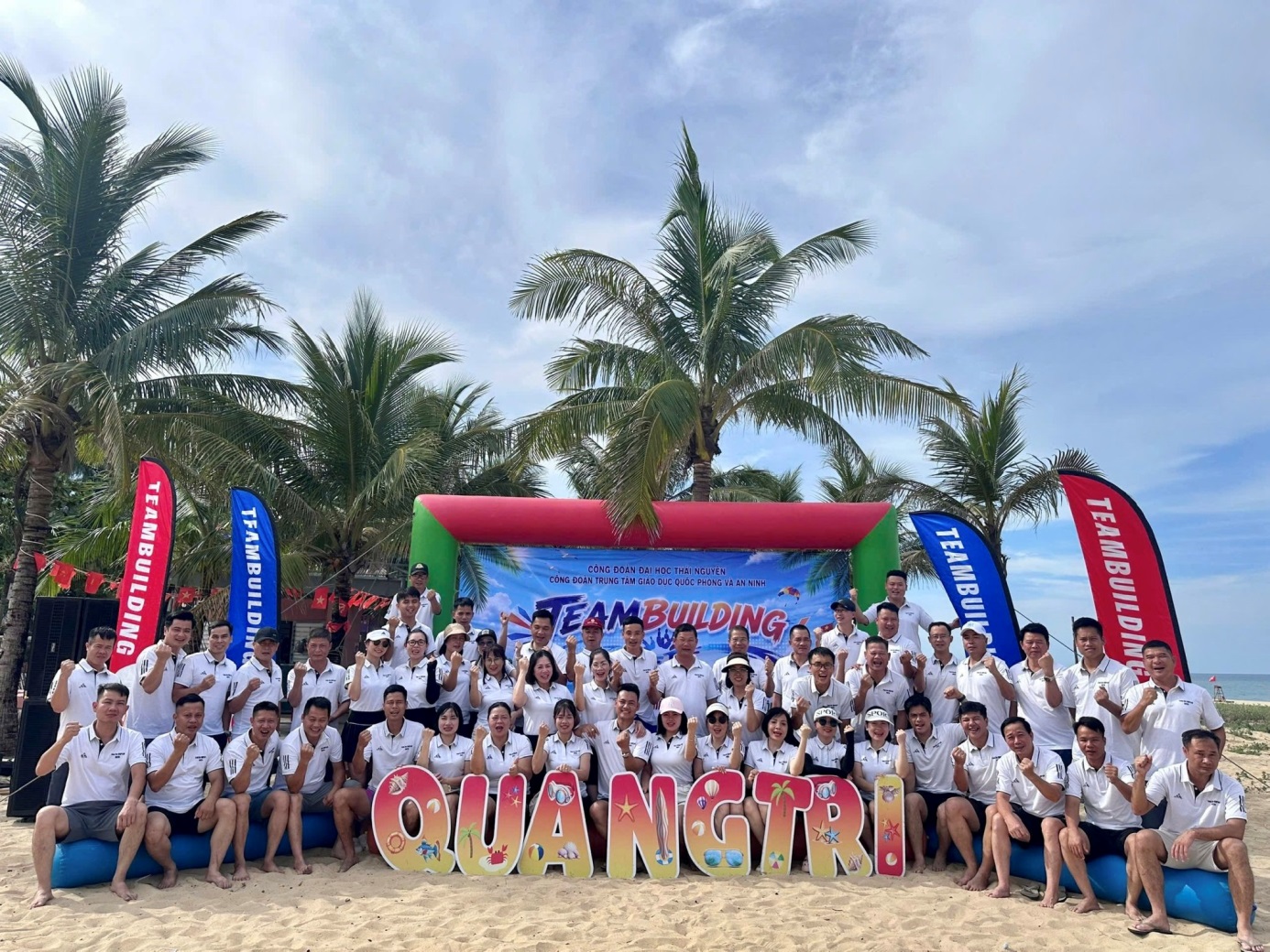 D:\Nam hoc 2025 - 2026\Tin tuc, Su kien\26 Hoat dong ve nguon, tham quan, nghi duong\Team building.jpg